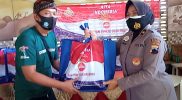 Bantuan paket sembako bagi pelaku wisata di wilayah Magelang sektor selatan. (Foto:nyatanya.com/Humas Magelang)