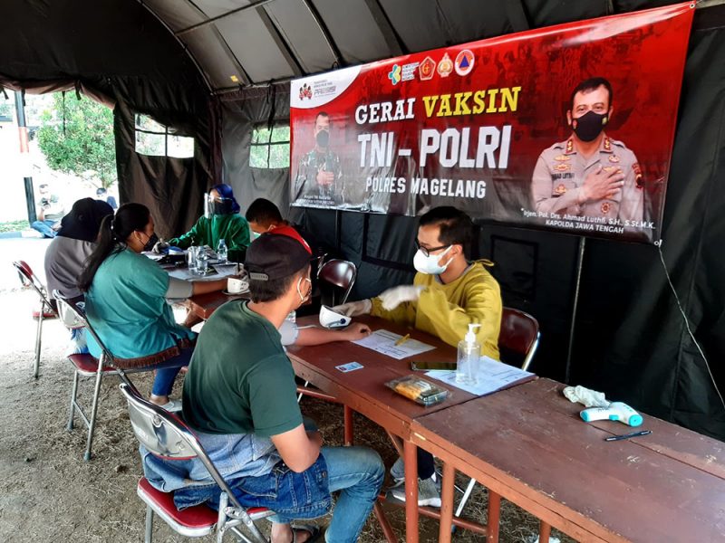Vaksinasi Merdeka Candi yang digelar Polres Magelang sudah tembus 19 Ribu orang. (Foto:humas/beritamagelang)