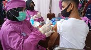 Membantu percepatan pencapaian vaksinasi, DPRD Temanggung menggelar vaksinasi serupa pada warga satu minggu sekali, namun bila dibutuhkan akan digelar dua atau tiga hari sekali. (Foto: MC Kab Temanggung)