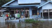 Banjir yang terjadi di Kabupaten Sekadau Provinsi Kalimantan Barat mengakibatkan satu warga meninggal dunia dan merendam 2.541 rumah. (Foto: BPBD Kabupaten Sekadau)