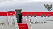 Presiden Joko Widodo melakukan kunjungan kerja ke tiga negara yakni Italia, Inggris Raya, dan Persatuan Emirat Arab menggunakan pesawat berbadan lebar milik maskapai penerbangan Garuda Indonesia. (Foto: BPMI)
