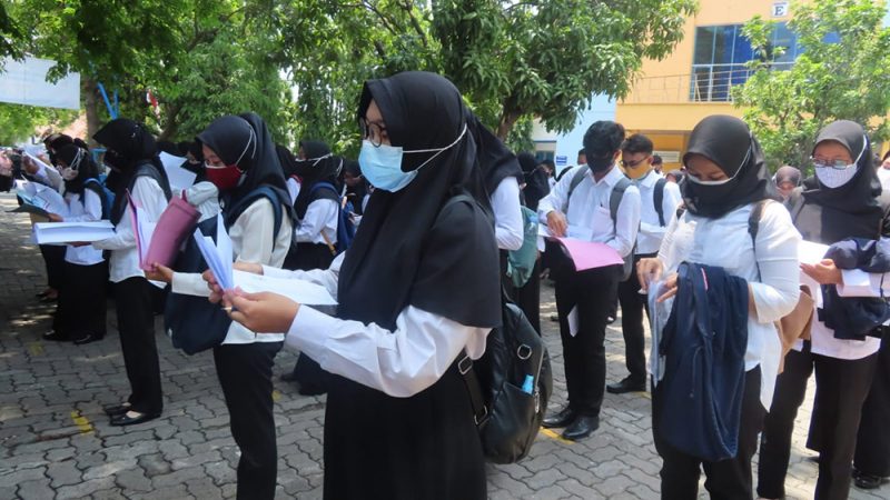 Calon Pegawai Negeri Sipil (CPNS) dan Pegawai Pemerintah dengan Perjanjian Kerja (PPPK) non-Guru bersiap mengikuti ujian. (Foto: Diskominfo Pemalang)