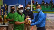 Pemkot Yogya bekerjasama dengan Kodim 0734 dan pengurus PBVSI Kota Yogya menggelar turnamen bolavoli antar Kemantren se-Kota Yogyakarta memperebutkan piala Dandim Cup keempat tahun 2021. (Foto: Humas Pemkot Yogya)