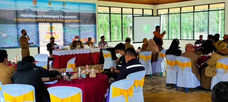 Forum group discussion (FGD) Kelompok Terpumpum Penetapan Warisan Geologi Dieng yang digelar Bappeda Wonosobo di Pendopo Taman Syailendra, Senin (22/11/2021). (Foto: Dinas Kominfo Kabupaten Wonosobo) 