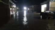 Banjir melanda sejumlah wilayah di Kota Pangkal Pinang, Provinsi Kepulauan Bangka Belitung pada Selasa (23/11/2021) pukul 16.00 WIB. Kejadian ini melanda Kelurahan Tua Tunu di Kecamatan Gerungung dan menyebabkan 72 unit rumah di lokasi tersebut terdampak. (BPBD Kota Pangkal Pinang)