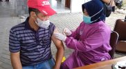 Capaian vaksinasi di Kabupaten Temanggung telah mencapai di atas 70%. Meski begitu, Pemkab Temanggung terus berusaha meningkatkan capaian, baik untuk suntikan pertama maupun kedua. (Foto:MC.TMG)