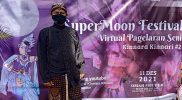 Pagelaran seni budaya bertajuk Super Moon Festival kembali diadakan kedua kalinya, Sabtu (11/12/2021). Kegiatan kali ini digelar di Omah Mbudur, Jowahan Wanurejo Borobudur secara daring atau virtual. (Foto: humas/beritamagelang)