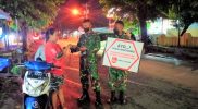 Patroli prokes gencar dilakukan anggota Koramil 10/Batang di Jalan Perintis Kemerdekaan, Kelurahan Watesalit, Kabupaten Batang, Senin (20/12/2021). (Foto: MC Batang)