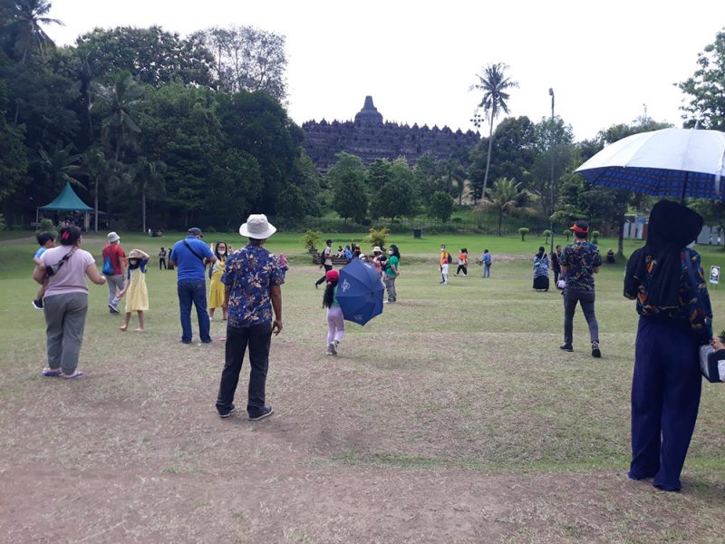 Momen libur Natal, Candi Borobudur, Kabupaten Magelang, Jawa Tengah mengalami peningkatan pengunjung dibandingkan dengan hari sebelumnya.  (Foto:humas/beritamagelang)