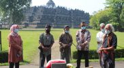 Prosesi Ruwat Rawat Borobudur dengan penyerahan batu simbol pengabdian masyarakat terhadap pelestarian budaya tradisi Candi Borobudur. (Foto: humas/beritamagelang)