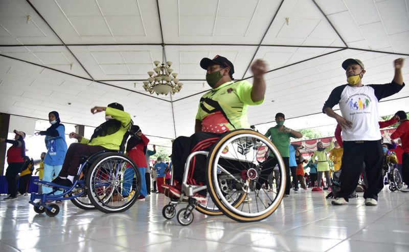 Peringati Hari Disabilitas Internasional 2021, Pemkab Sleman bekerja sama dengan Perkumpulan Penyandang Disabilitas Indonesia (PPDI) Kabupaten Sleman menyelenggarakan seminar kewirausahaan dan senam bersama. (Foto: Humas Sleman)