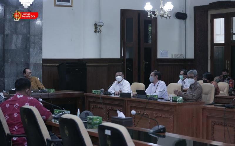 Audiensi dari Panitia Khusus (Pansus) Relokasi PKL Malioboro Kota Yogyakarta di Gedung DPRD DIY pada Rabu (26/1/2022). (Foto: Humas Pemda DIY)