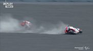 Detik-detik Marc Marquez mengalami crash di sesi latihan bebas kedua (FP2) MotoGP Indonesia 2022. (Foto: Twitter @MotoGP)