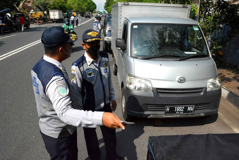 Dishub Kota Yogya bekerjasama dengan Dishub DIY, dan Polresta Yogyakarta melalukan operasi tertib lalu lintas dengan sasaran armada angkutan umum. Foto: Humas Pemkot Yogya