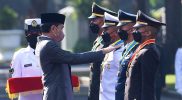 Presiden RI Joko Widodo melantik 754 orang calon perwira remaja (capaja) Tentara Nasional Indonesia dan Kepolisian Negara Republik Indonesia (Polri). Foto: BPMI Setpres