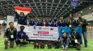 Dua tim Robotika ITS, ITS Champion in Robocup (Ichiro) dan ITS Robotics with Intelligent System (IRIS) juara di Thailand. Foto: Ist