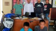 Kedua pelaku pencurian laptop spesialis kos-kosan dan asrama mahasiswa yang ditangkap petugas. Foto: Polres Bantul
