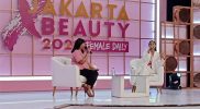 Devina Bertha berbagi inspirasi modelingnya dalam Jakarta X Beauty yang digelar di Jakarta Convention Centre. Foto: Dok.NET
