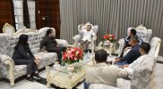 Diskusi para pembuat film dengan Wali Kota Surabaya. Foto: selalu.id