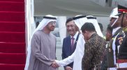 Presiden Uni Emirat Arab (UEA) Sheikh Mohamed bin Zayed Al Nahyan, telah tiba di di Bandara I Gusti Ngurah Rai Bali, pada Senin (14/11/2022). Foto: BPMI Sekretariat Presiden