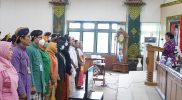 Pengurus Dekranasda Kota Yogyakarta periode 2022-2027 dikukuhkan oleh Wakil Ketua Dekranasda DIY GKBRAy Adipati Paku Alam X. Foto: Humas Pemkot Yogya