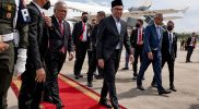 Perdana Menteri (PM) Malaysia Yang Mulia Dato' Seri Anwar Ibrahim dan Presiden RI Joko Widodo akan membahas kerja sama ekonomi dan investasi Malaysia di Ibu Kota Negara (IKN) Nusantara. Foto: Twitter Anwar Ibrahim